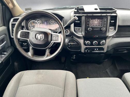 2020 RAM 2500 Big Horn Crew Cab 4X4 6'4' Box