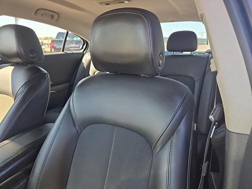 2015 Buick LaCrosse Base