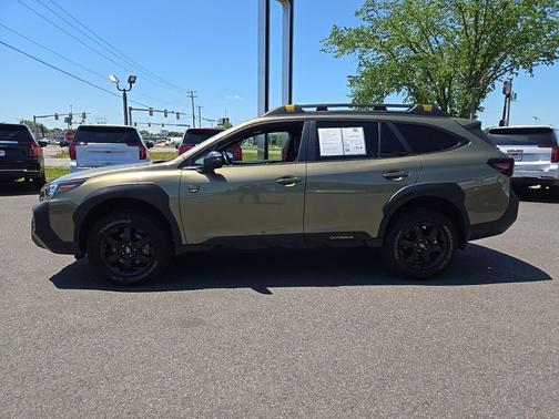 Autumn Green Metallic 2024 Subaru Outback Wilderness
