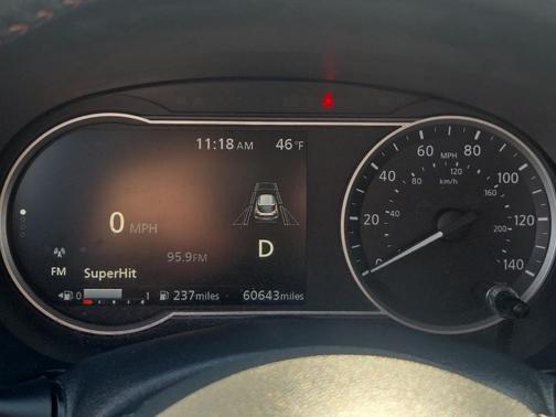 2020 Nissan Kicks SR