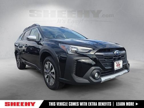 Crystal Black Silica 2025 Subaru Outback Touring XT