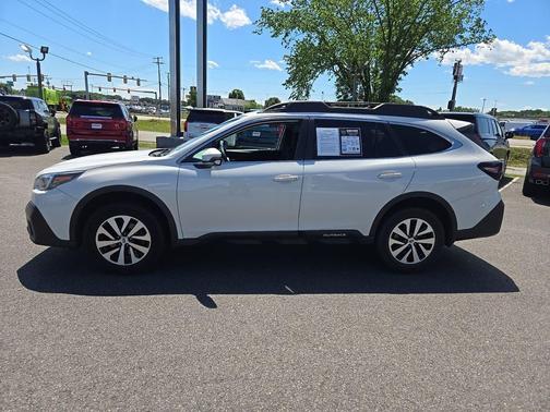 Crystal White Pearl 2020 Subaru Outback Premium