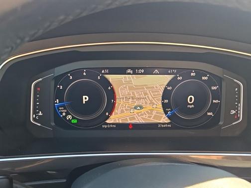 2022 Volkswagen Tiguan 2.0T SEL R-Line 4MOTION