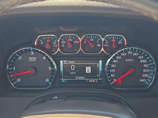 White Frost Tricoat 2020 GMC Yukon SLT