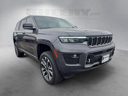 Baltic Gray Metallic Clearcoat 2023 Jeep Grand Cherokee L Overland