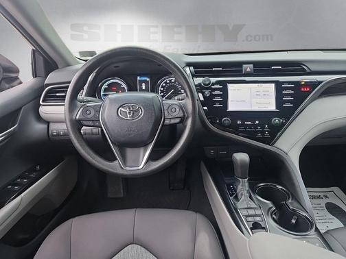 2019 Toyota Camry Hybrid LE
