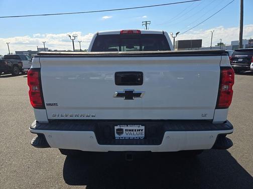 Summit White 2017 Chevrolet Silverado 1500 2LT