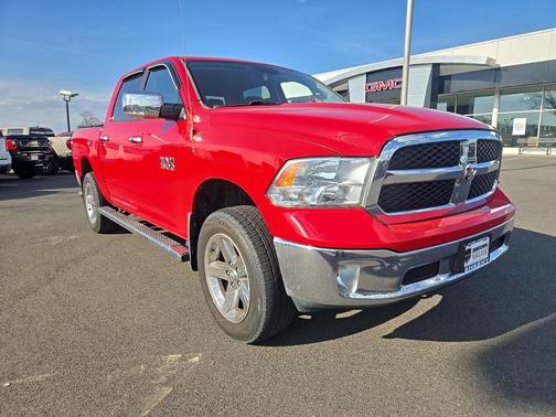 2016 RAM 1500 SLT