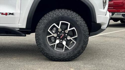 2025 GMC Canyon Base