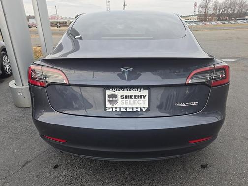 2023 Tesla Model 3 Performance