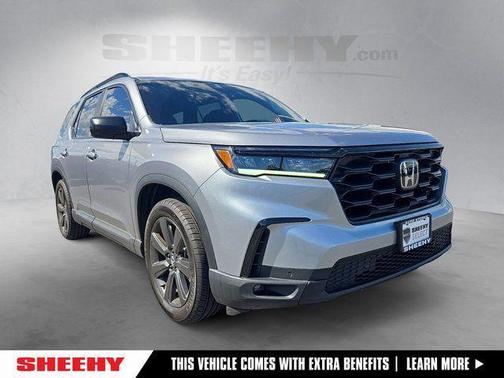 Lunar Silver Metallic 2025 Honda Pilot Sport