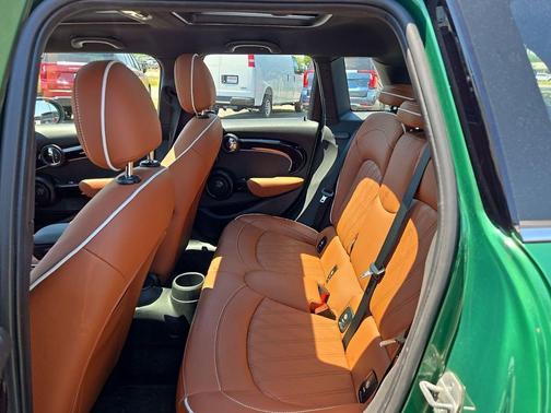 British Racing Green IV Metallic 2022 MINI Hardtop Cooper S