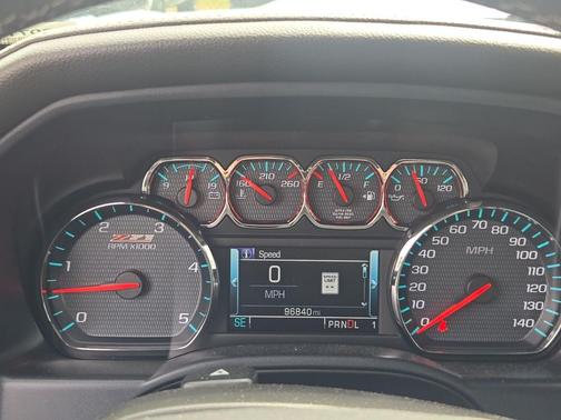 Summit White 2018 Chevrolet Silverado 3500 LTZ