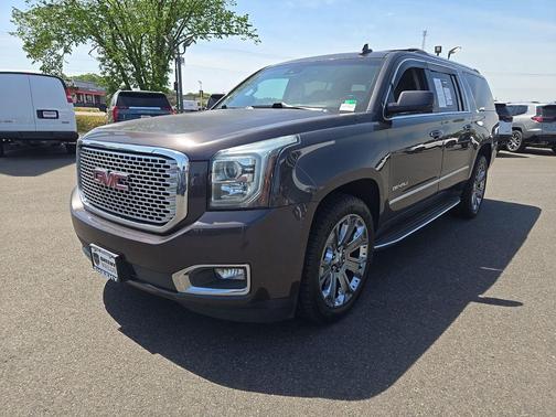 Iridium Metallic 2016 GMC Yukon XL Denali