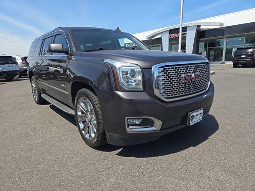 Iridium Metallic 2016 GMC Yukon XL Denali