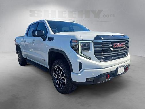 Summit White 2025 GMC Sierra 1500 AT4