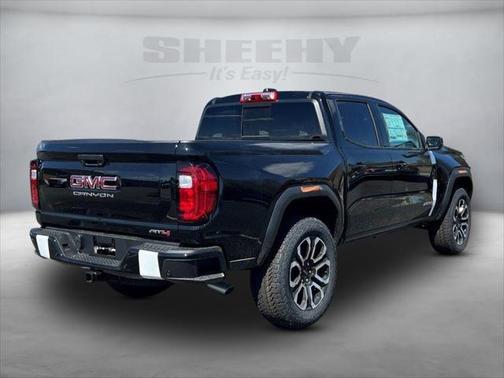 2025 GMC Canyon Base
