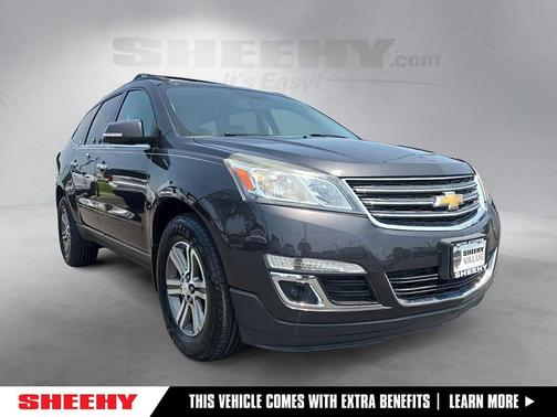 Tungsten Metallic 2017 Chevrolet Traverse 2LT