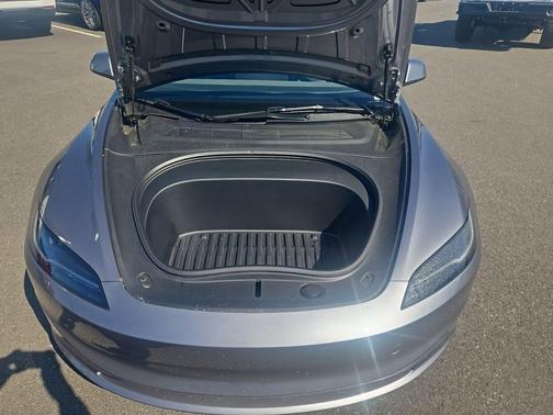 Pearl White Multi-Coat 2025 Tesla Model 3 Long Range
