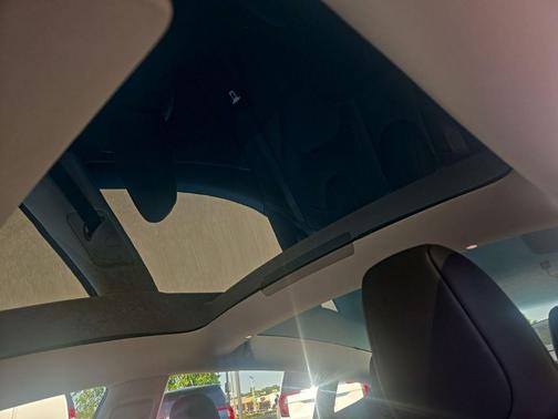 Pearl White Multi-Coat 2025 Tesla Model 3 Long Range