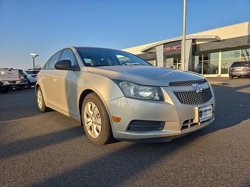 2013 Chevrolet Cruze LS