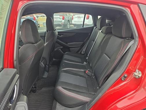 2017 Subaru Impreza 2.0i Sport