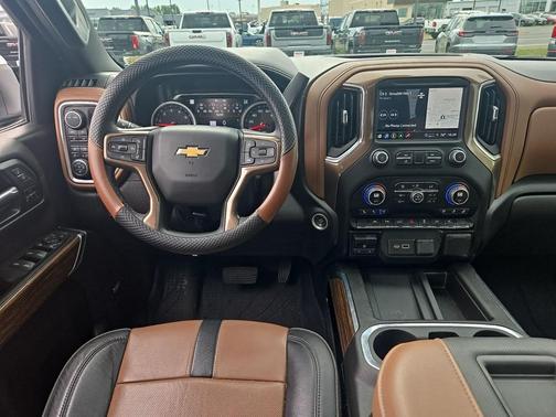 2022 Chevrolet Silverado 1500 High Country
