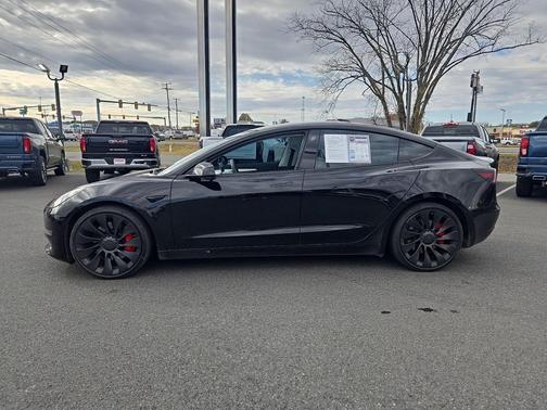 2023 Tesla Model 3 Performance