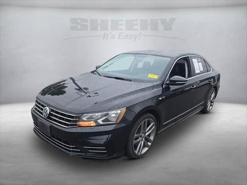 2017 Volkswagen Passat 1.8T R-Line w/Comfort