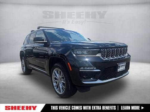 2022 Jeep Grand Cherokee Summit