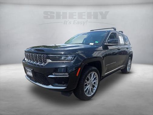 2022 Jeep Grand Cherokee Summit