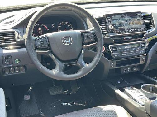 Crystal Black Pearl 2026 Honda Ridgeline Black