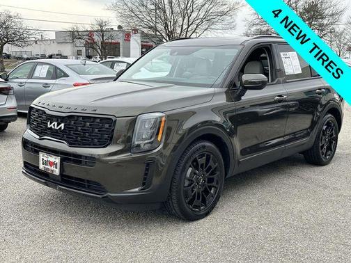 Dark Moss 2022 Kia Telluride EX