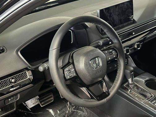 Crystal Black Pearl 2027 Honda Civic Sport