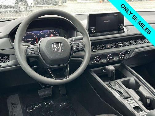 Platinum White Pearl 2023 Honda Accord EX