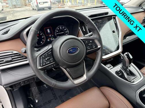 Crystal White Pearl 2024 Subaru Outback Touring XT