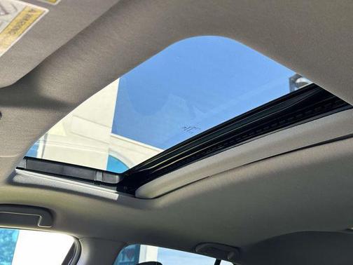 Platinum White Pearl 2023 Honda Ridgeline RTL-E