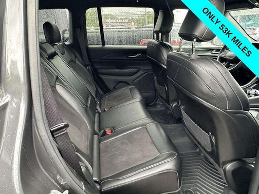 Baltic Gray Metallic Clearcoat 2023 Jeep Grand Cherokee Altitude