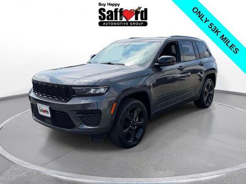 Baltic Gray Metallic Clearcoat 2023 Jeep Grand Cherokee Altitude