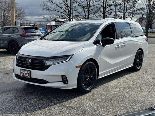 Platinum White 2023 Honda Odyssey Sport