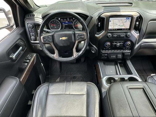 Iridescent Pearl Tricoat 2021 Chevrolet Silverado 1500 High Country