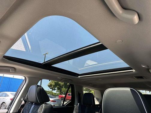 Crystal Black Pearl 2026 Honda Pilot Elite