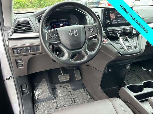 Lunar Silver Metallic 2024 Honda Odyssey EX-L