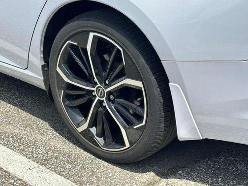 Gray Sky Pearl 2023 Nissan Altima SR FWD