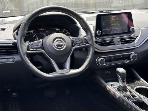 Gray Sky Pearl 2023 Nissan Altima SR FWD