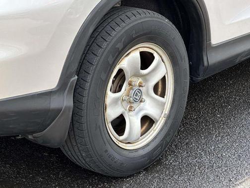 Alabaster Silver 2015 Honda CR-V LX
