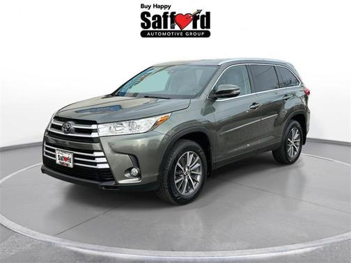 2019 Toyota Highlander SE