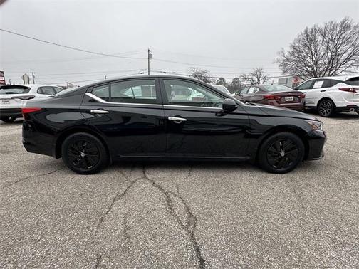 2024 Nissan Altima S FWD