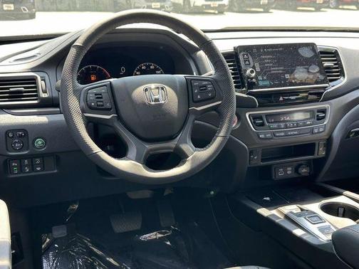 Silver Metallic 2026 Honda Ridgeline TrailSport+