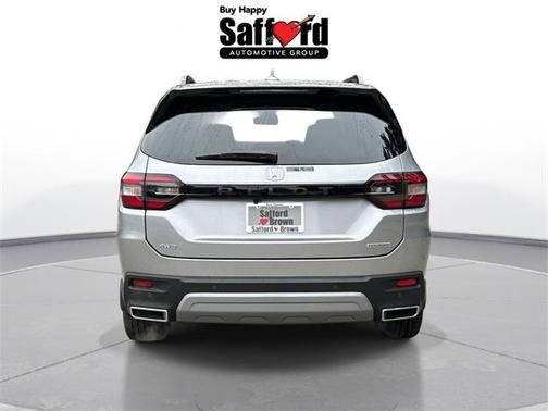 2025 Honda Pilot Touring 8-Passenger